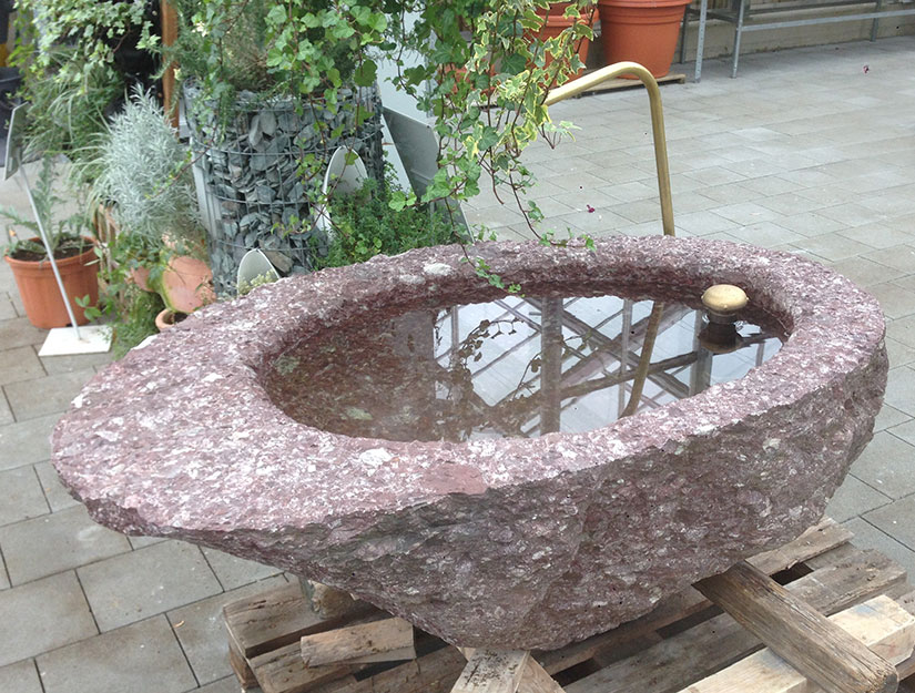 Brunnen Naturstein